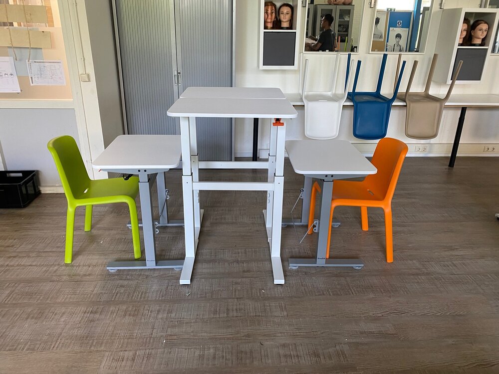 Klein gasveer zit-sta bureau - BouncyDesk - Schommel bureau